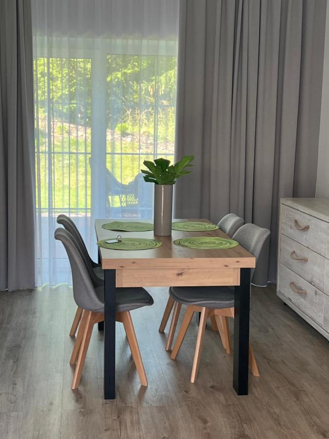 Sloneczny Port Bed & Breakfast *
